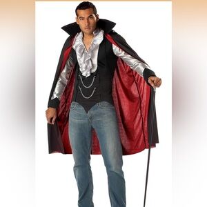 Very Cool Vampire Costume Size Large (42-44) NWT